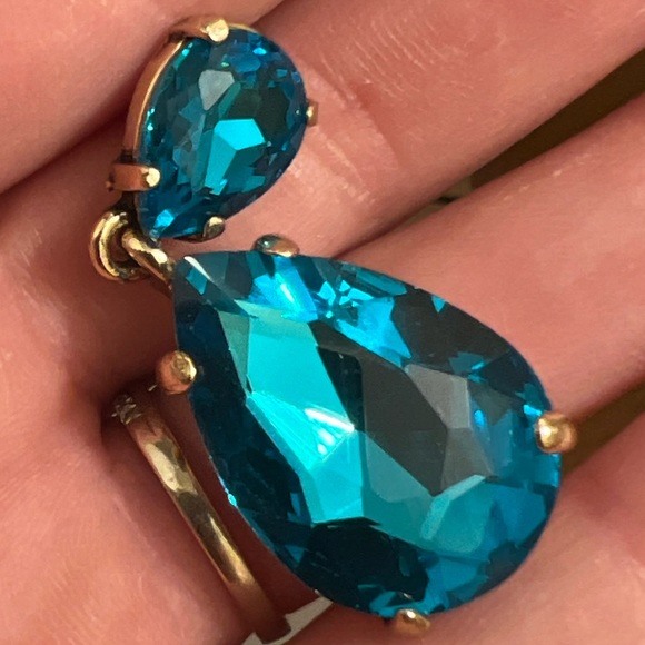 Water Drop Earrings - Picture 5 of 5